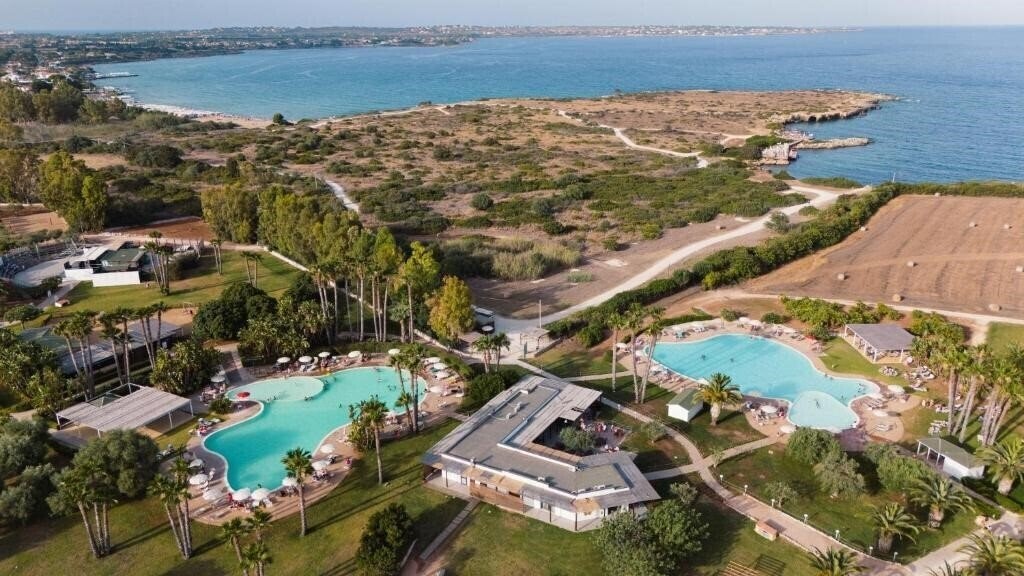 Hotel VOI Arenella Resort (ex. Arenella Resort) 4*