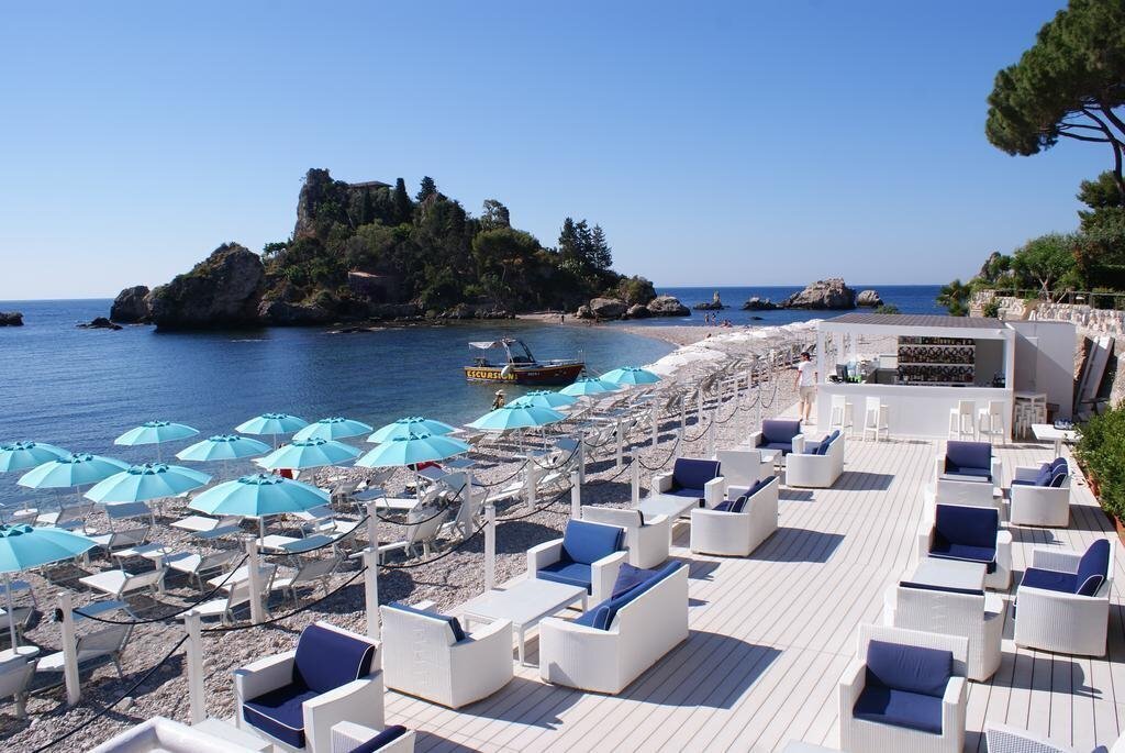 Отель La Plage Resort 5*