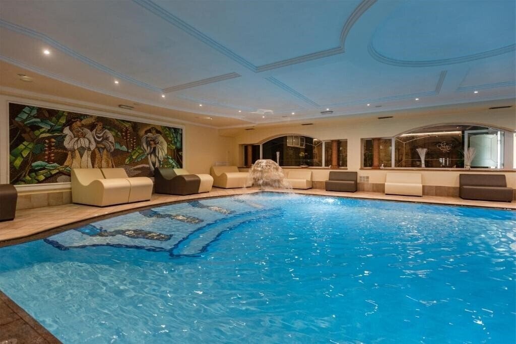 Отель Grand Hotel Liberty 4*