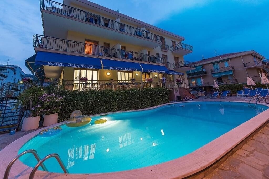 Hotel Villa Nicole вилла