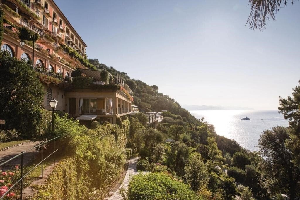 Отель Belmond Hotel Splendido 5*