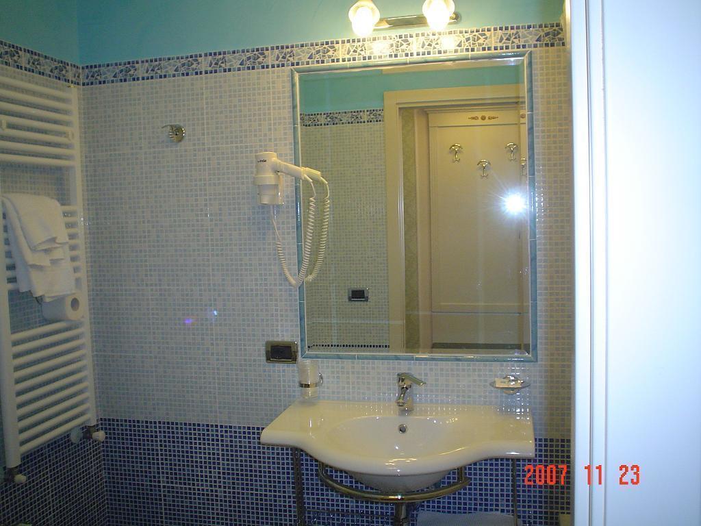 Fotografii Dina 3*