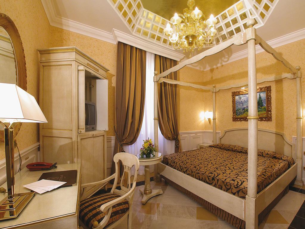 Hotel Comfort Hotel Bolivar 4*