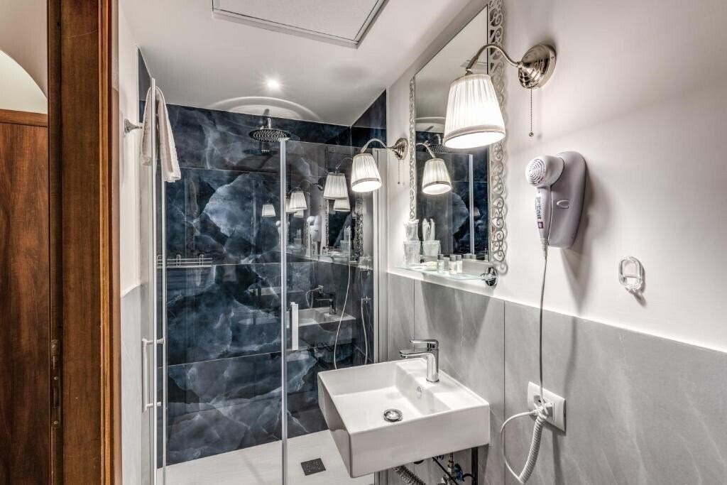 Imaginea Santa Prassede 2*