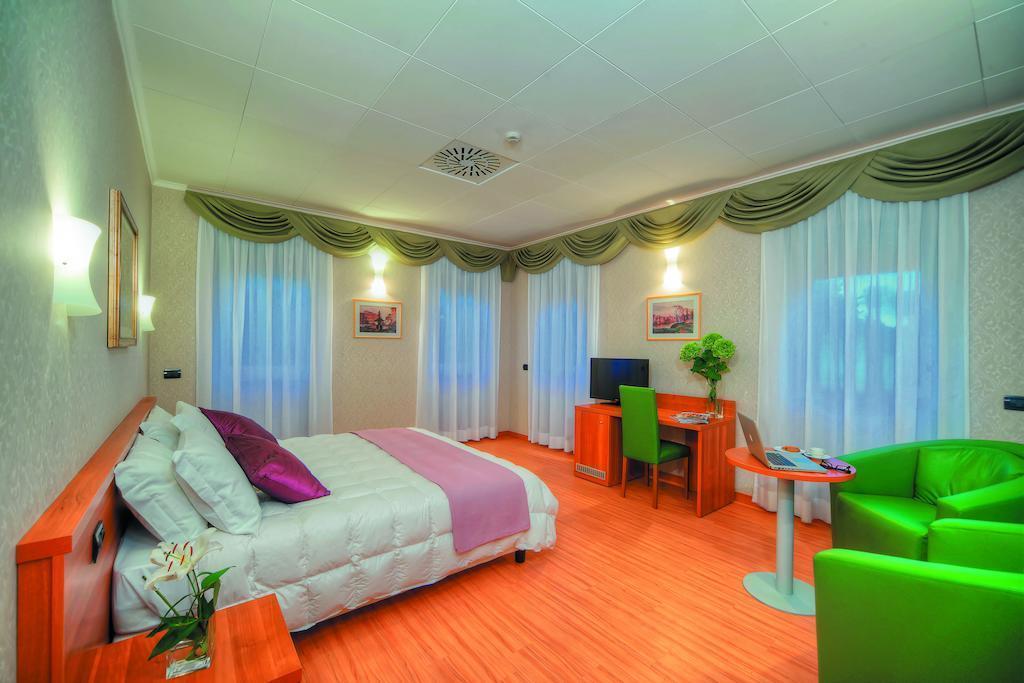 Fotografie Green Park Hotel Pamphili 4*