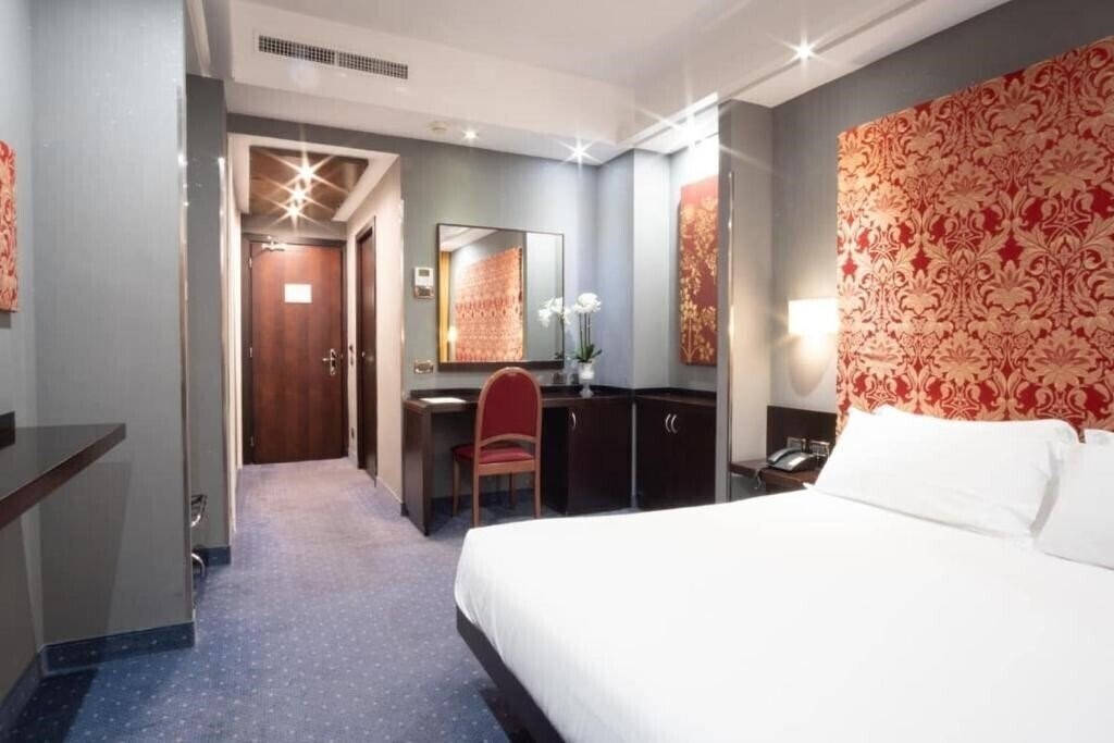 Fotografii Degli Imperatori 4*