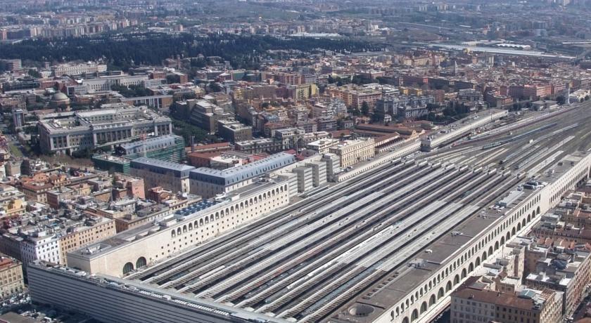 Hotel Pavia 3*
