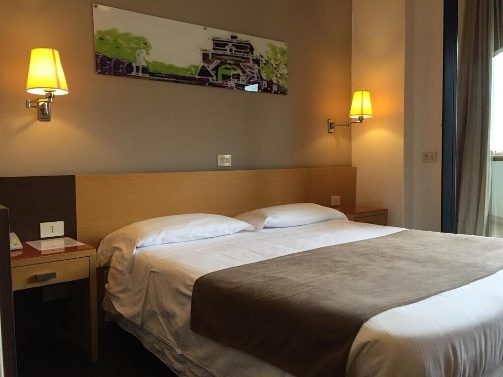 Fotografii Sisto V 3*