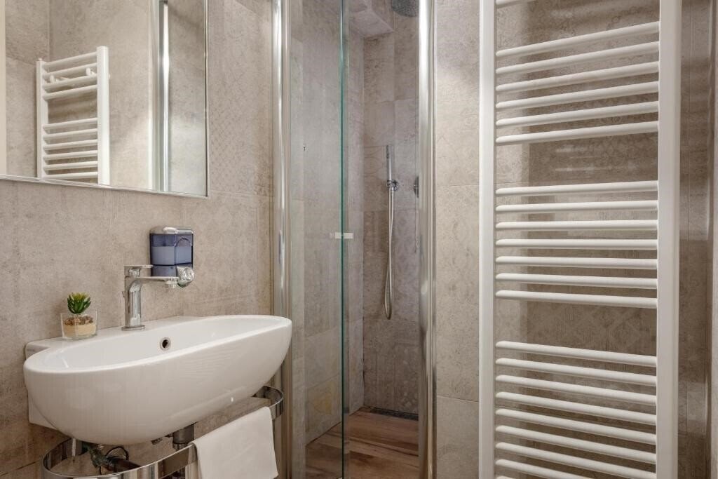 Fotografie Flavia 3*