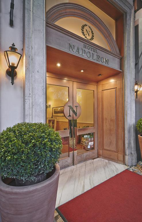 Hotel Napoleon 4*