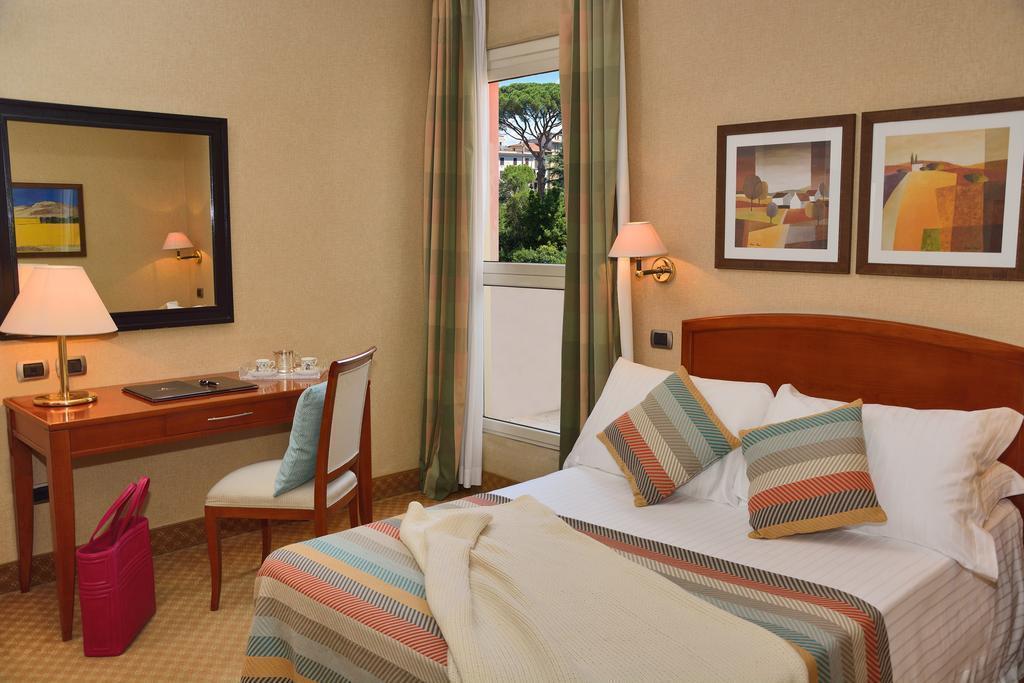 Hotel Apogia Lloyd Rome 3*