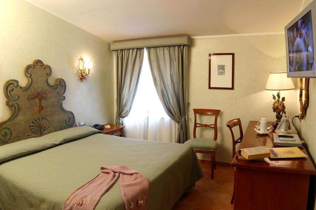 Imaginea Hotel Mozart 3*