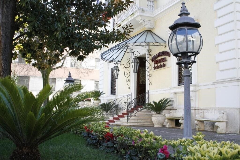 Отель Villa Pinciana 4*