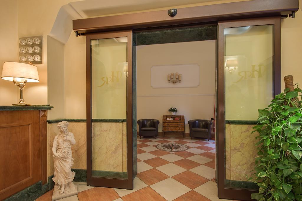 Фотография Hotel Romantica 3*