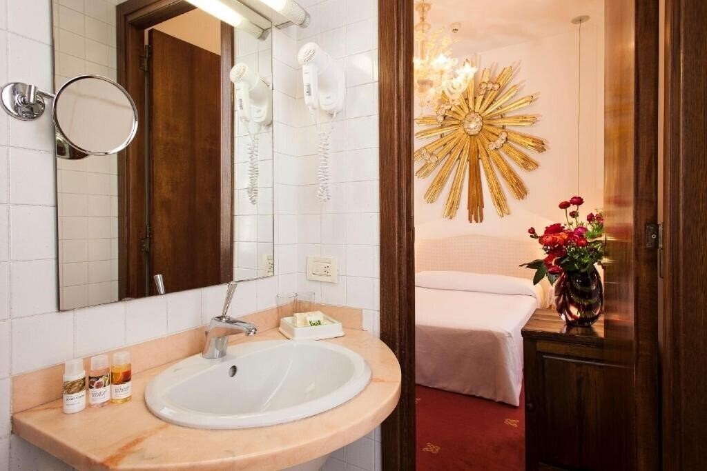 Fotografie Columbia 3*