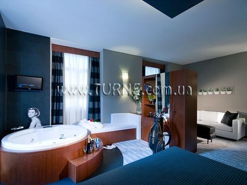 Hotel Metropolis 4*