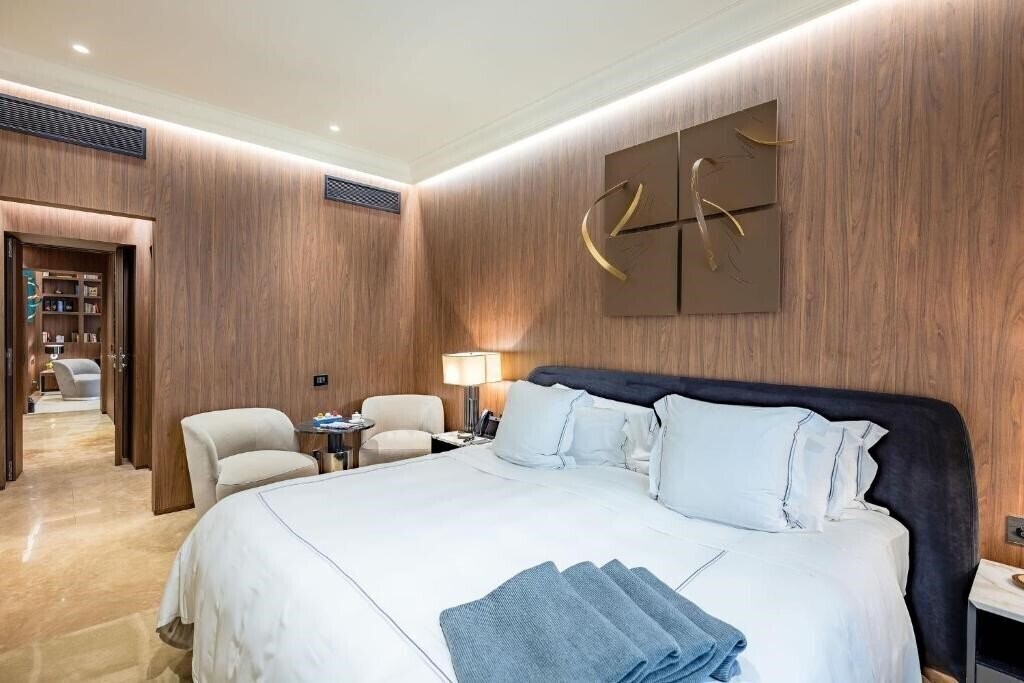 Imaginea The First Roma Dolce 5*