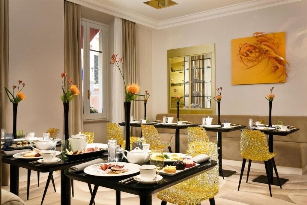 Imaginea The First Roma Dolce 5*