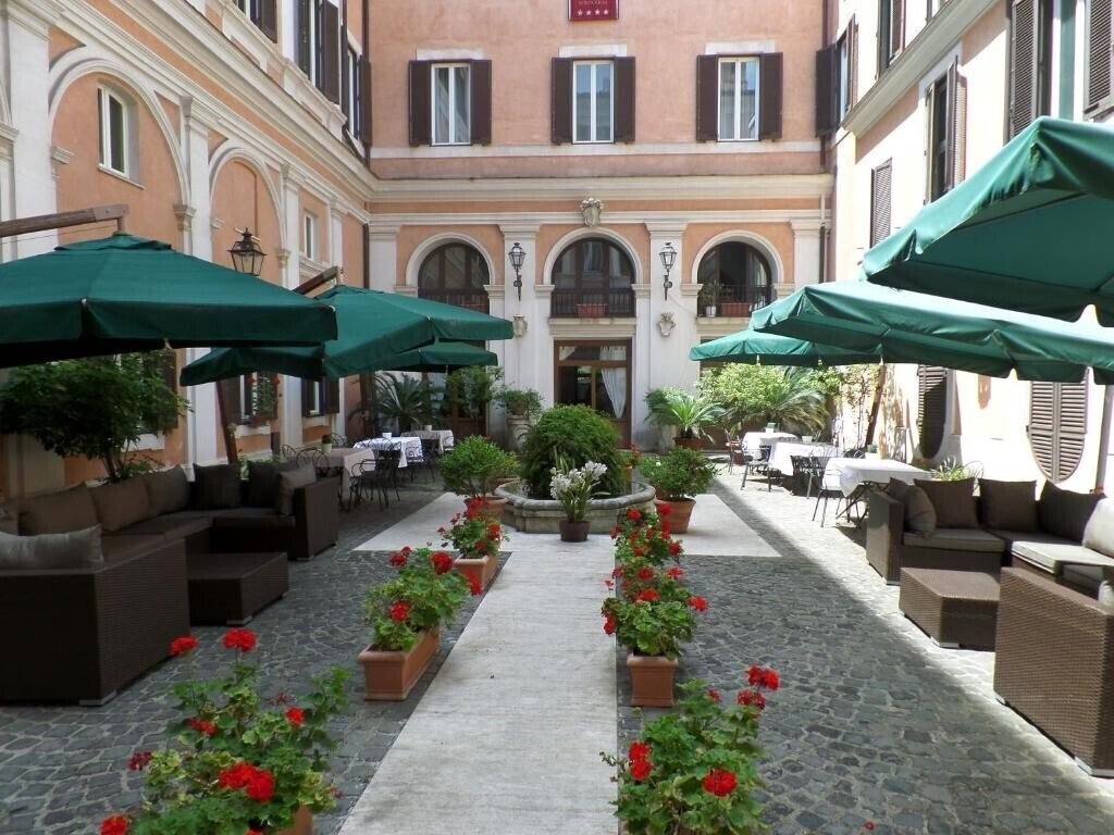 Hotel Antico Palazzo Rospigliosi 4*