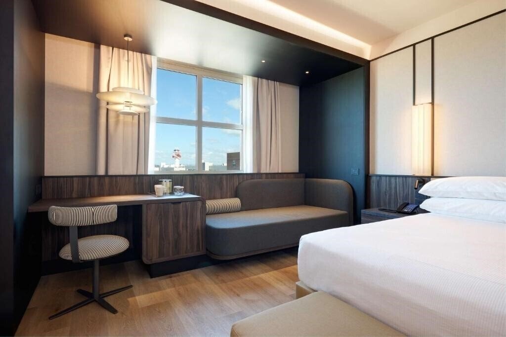 Fotografii Hilton Rome Airport 4*