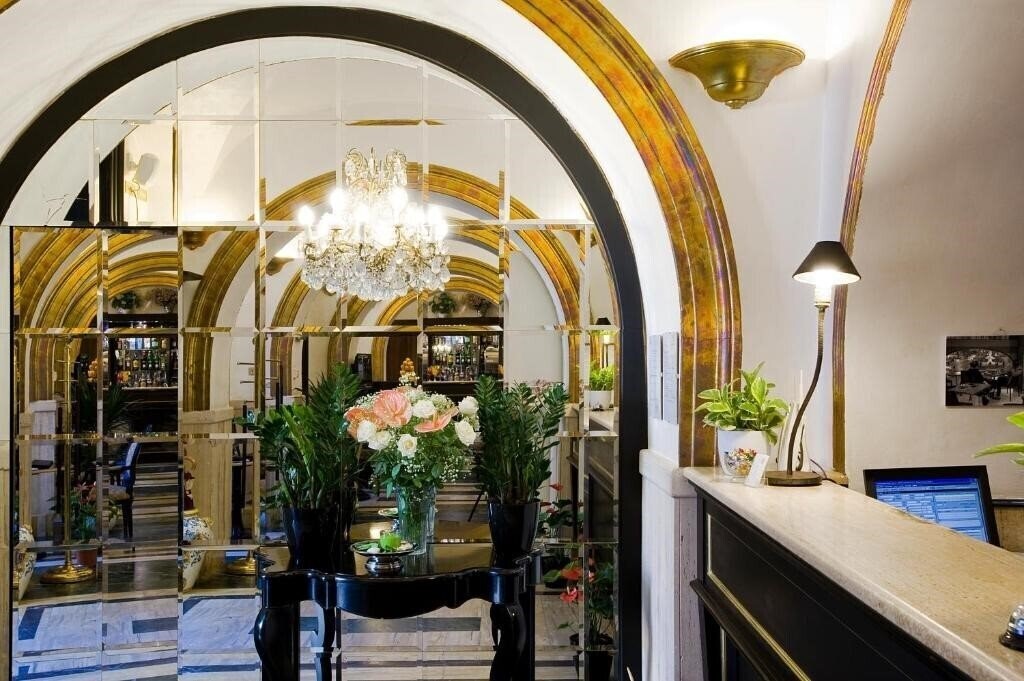 Imaginea Hotel Villa San Lorenzo Maria 3*