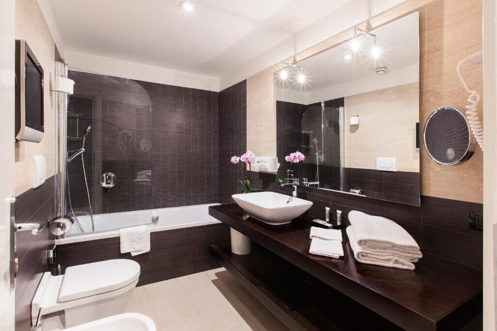 Фотография De Petris 3*