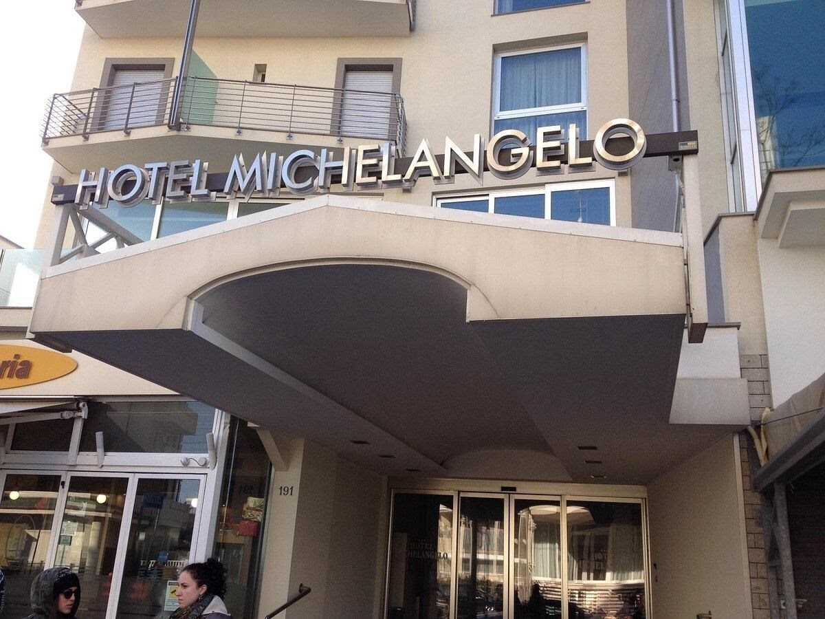 Fotografii Michelangelo 3*