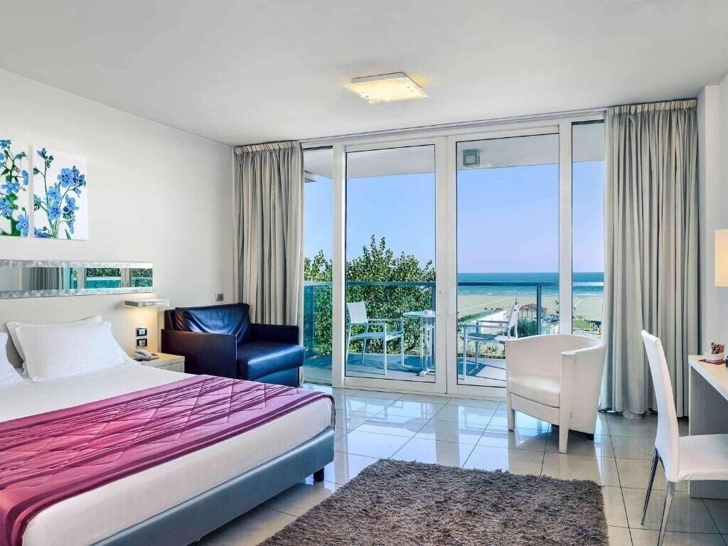 Hotel Mercure Artis 4*