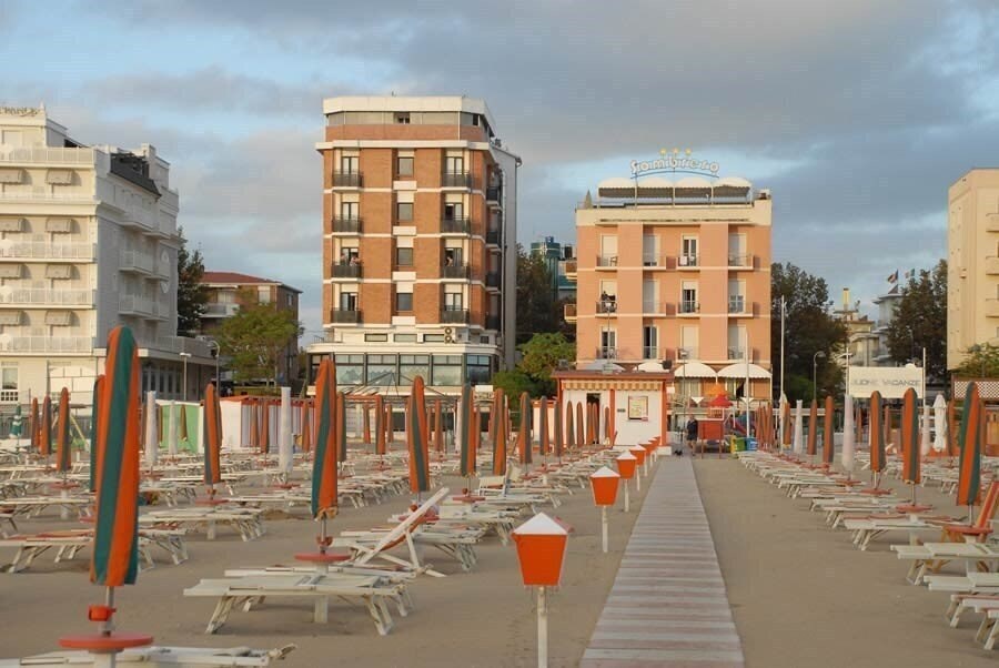 Hotel Sombrero 3*