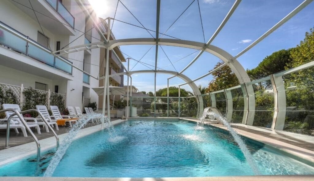 Отель Hotel Boemia 4*