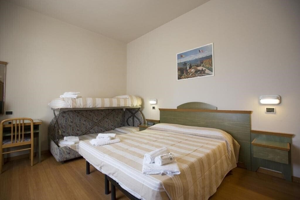 Imaginea Impero 3*