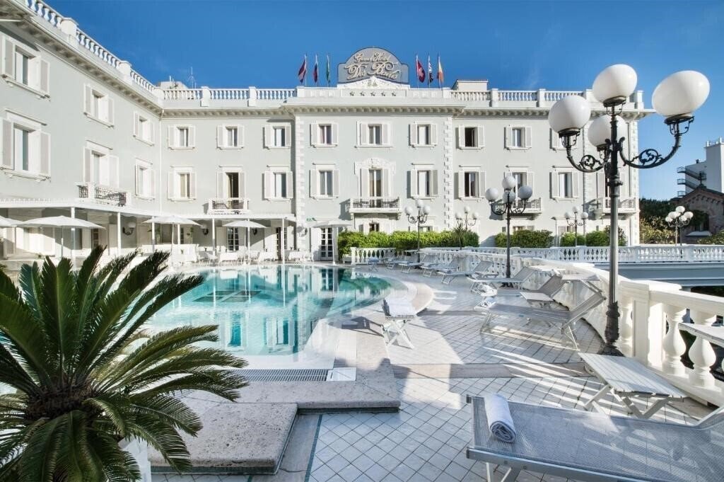Hotel Grand Hotel Des Bains 5*