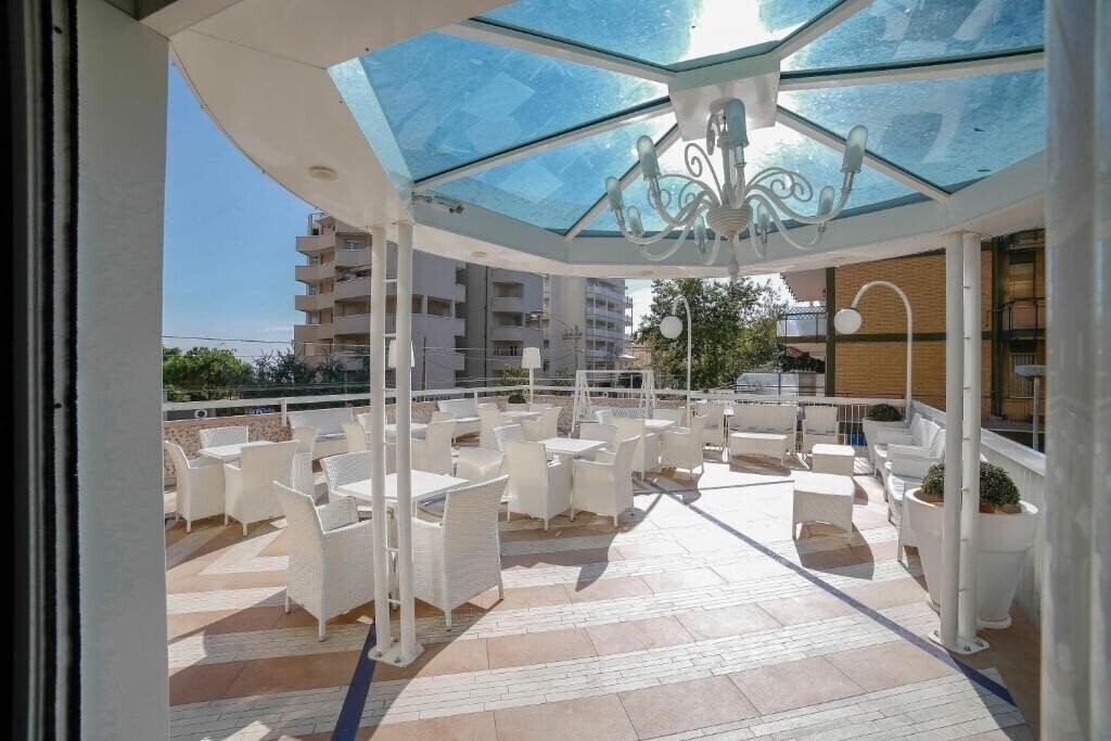 Imaginea Hotel Soleblu 3*