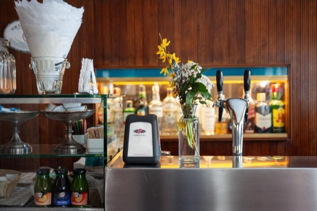 Fotografii Hotel Napoleon 2*