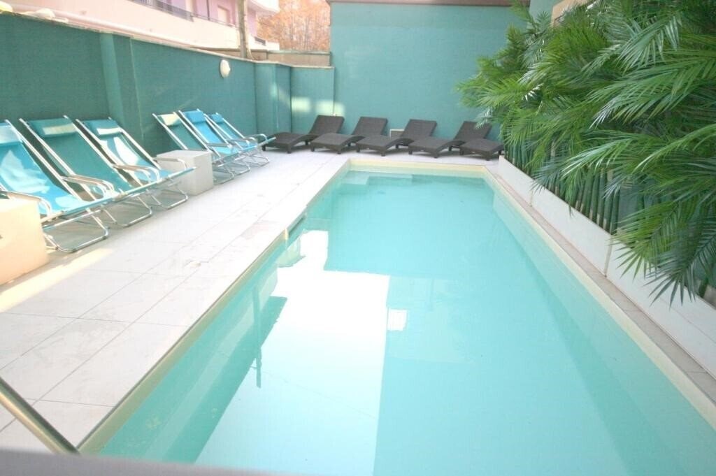 Hotel Residence Beach Paradise (Viserba) Apart 3*