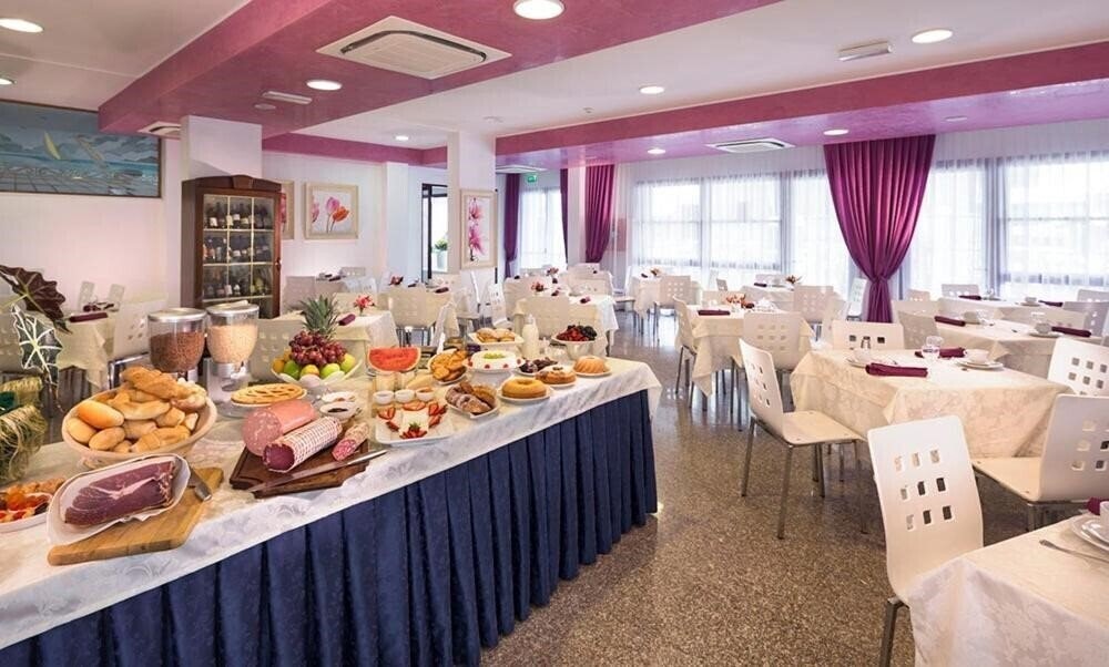 Imaginea Capinera (Miramare) 3*