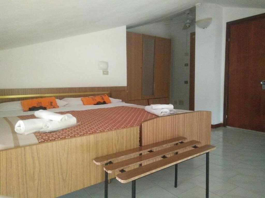 Imaginea Peonia (Marina Centro) 3*