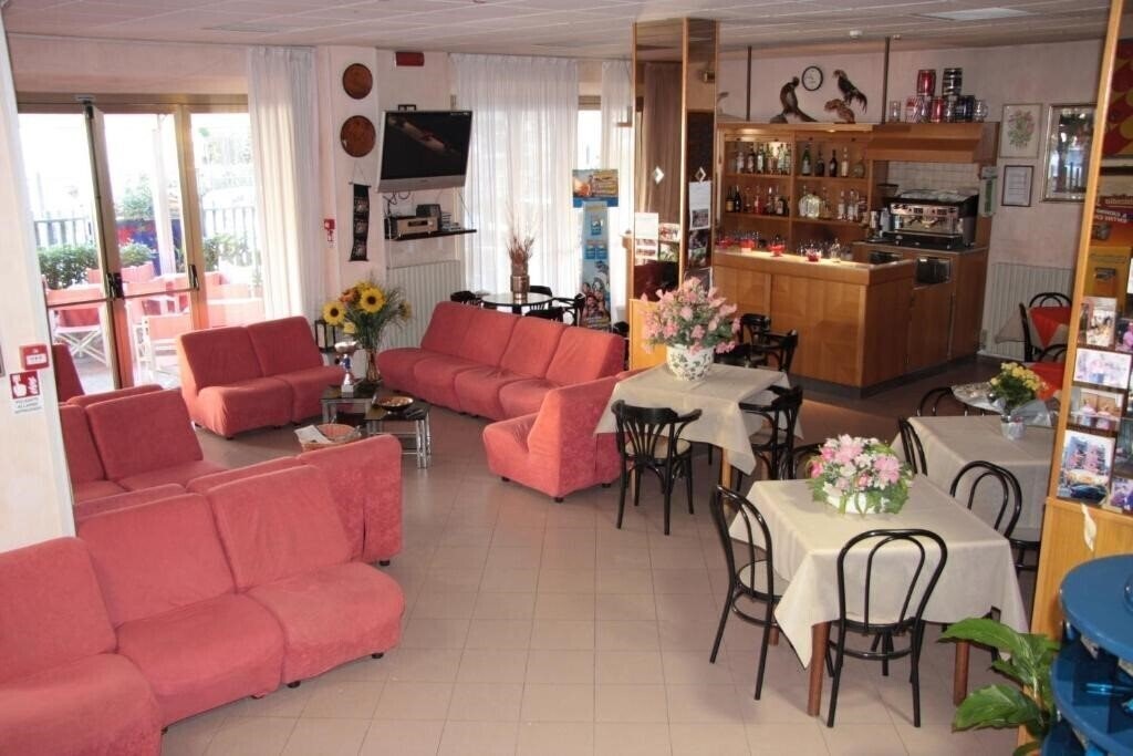 Imaginea Peonia (Marina Centro) 3*