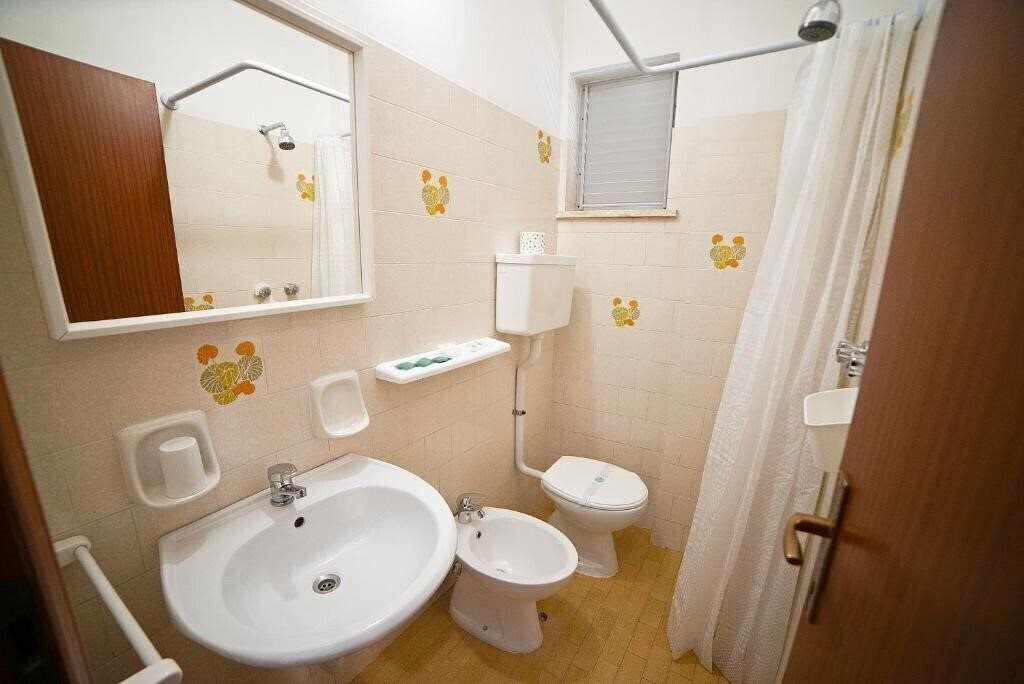 Изображение Hotel Ischia 2*