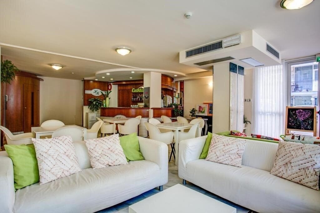 Fotografii Konrad 3*