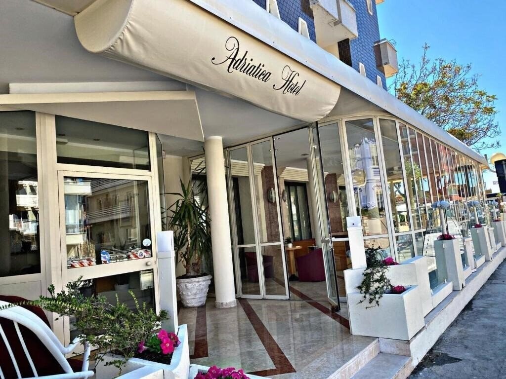 Hotel Adriatica 3*