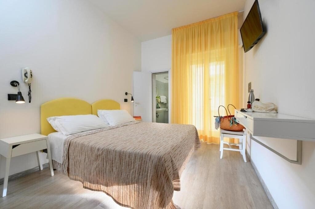 Фото Hotel St. Moritz 3*