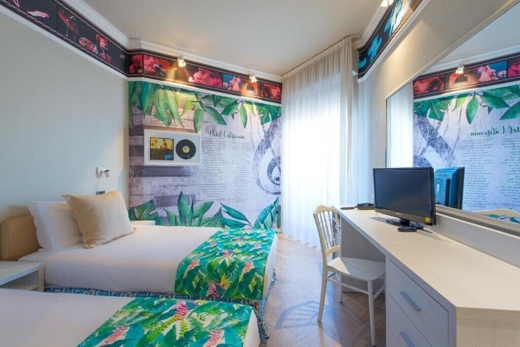 Imaginea Admiral 3*