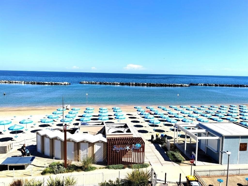 Изображение Cola 3*