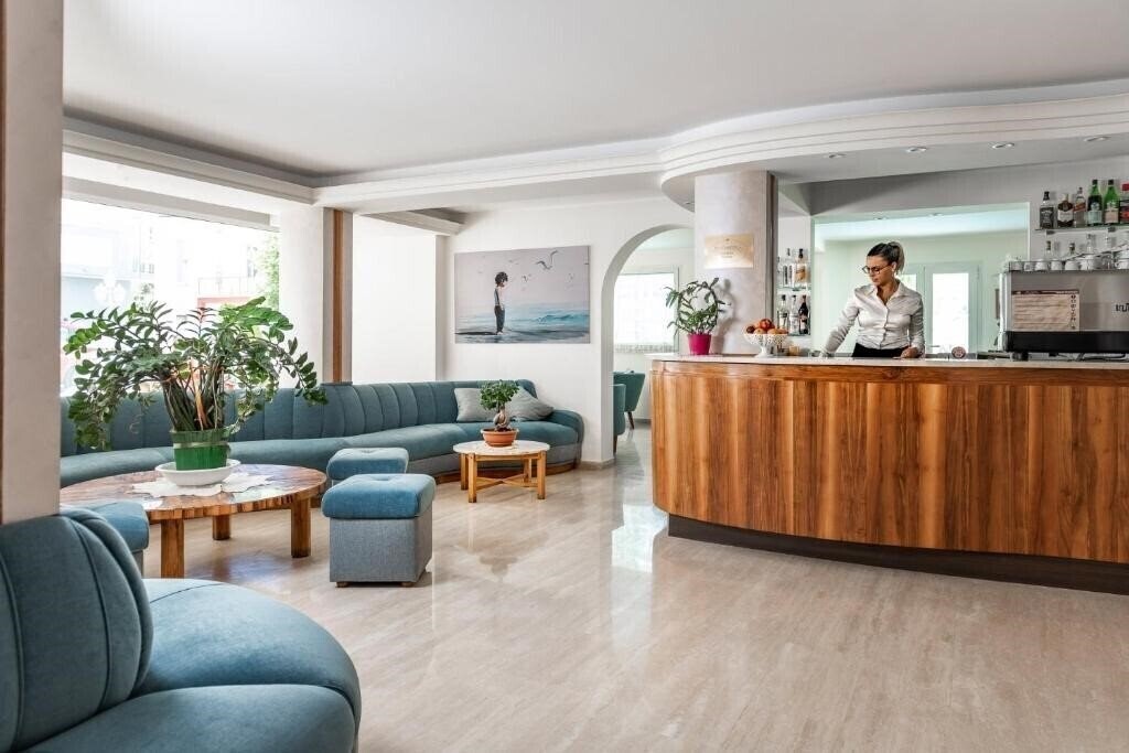 Fotografii Rondinella E Viola 3*