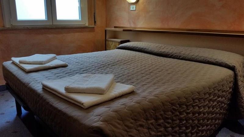 Imaginea Villa Italia 3*