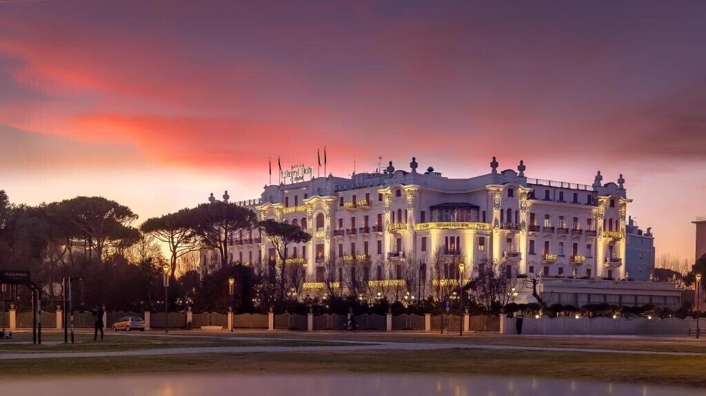 Hotel Grand Hotel Di Rimini 5*