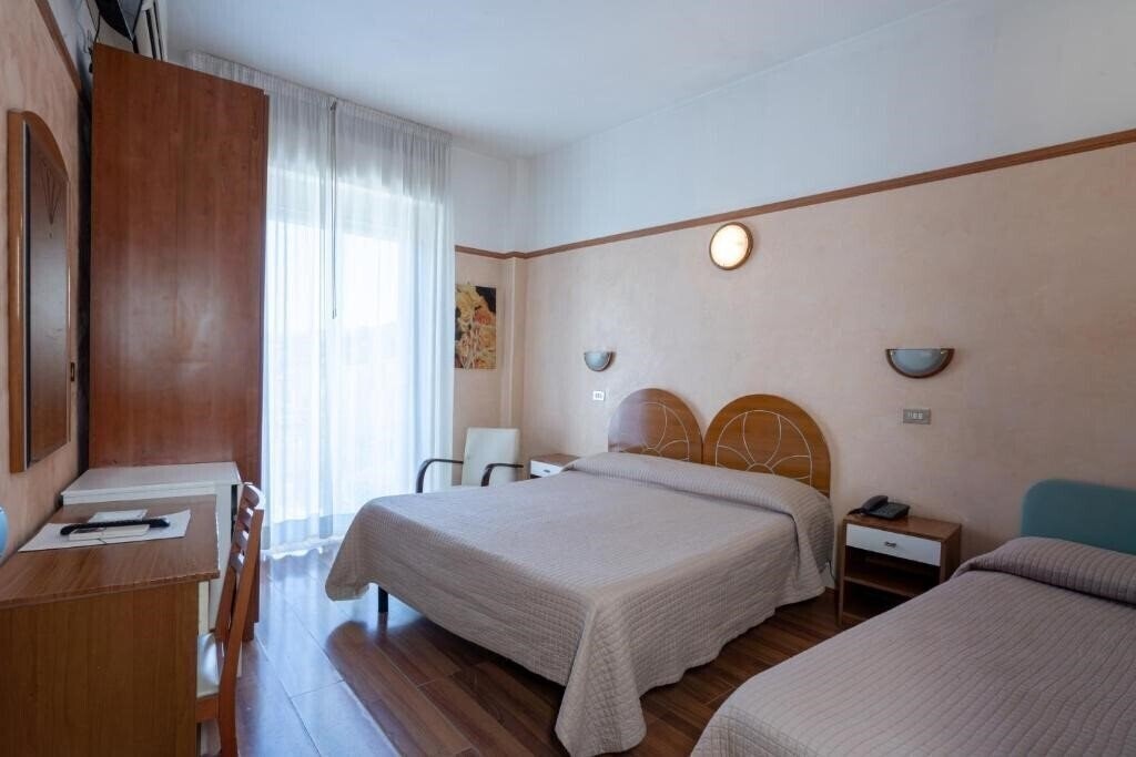 Hotel Britannia 3*