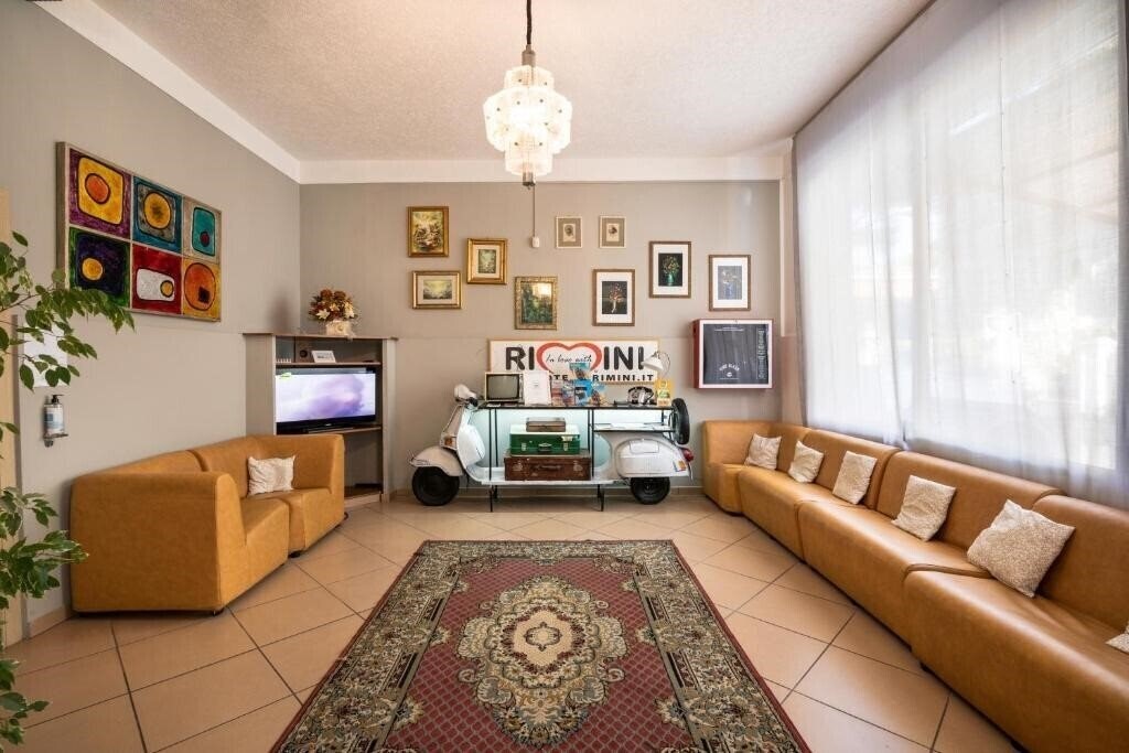 Hotel Ausonia 3*