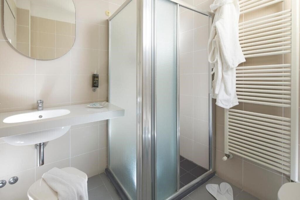 Фото Days Inn 4*